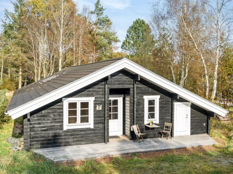 "Tanas" - 2km from the sea | Boeken bij Flickmyhouse