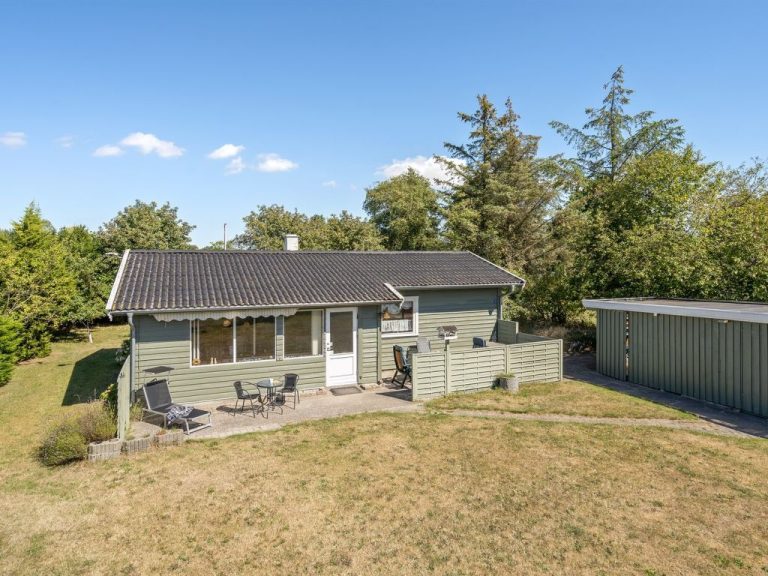 "Maelle" - 600m from the sea | Boeken bij Flickmyhouse