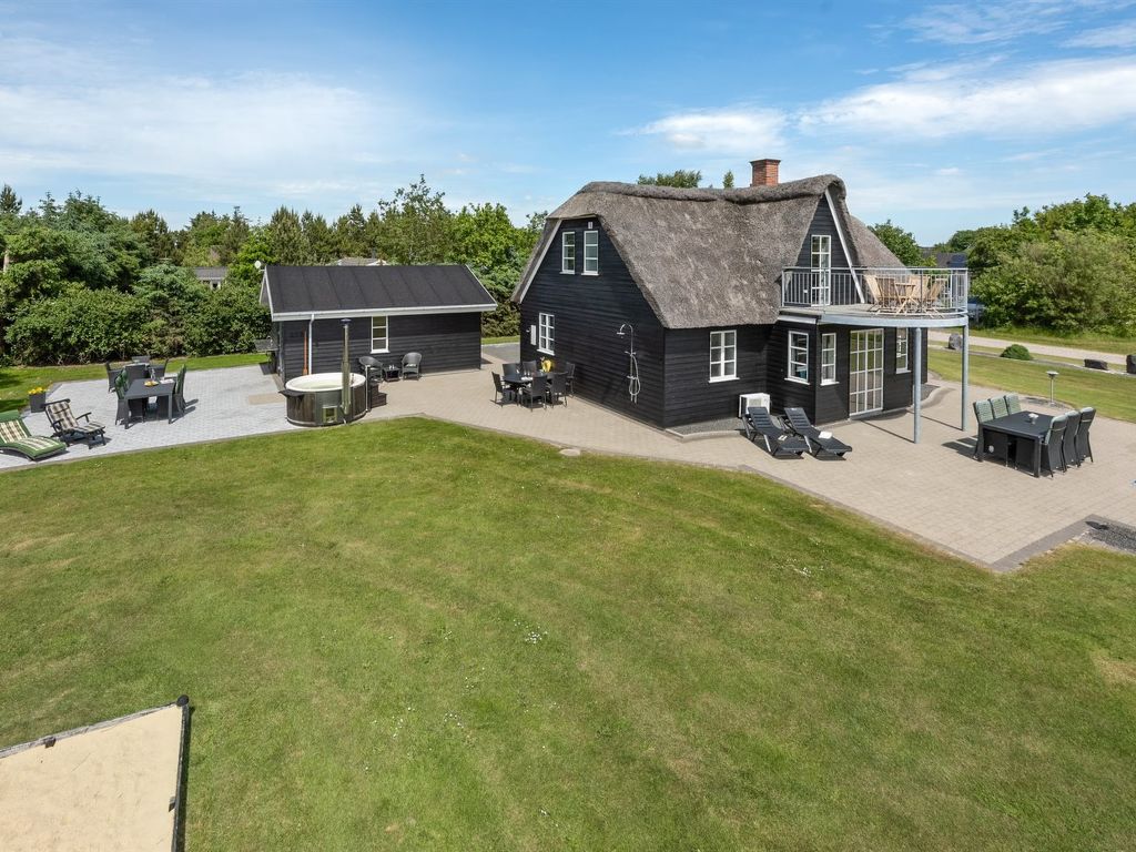 "Benita" - 400m to the inlet | Boeken bij Flickmyhouse