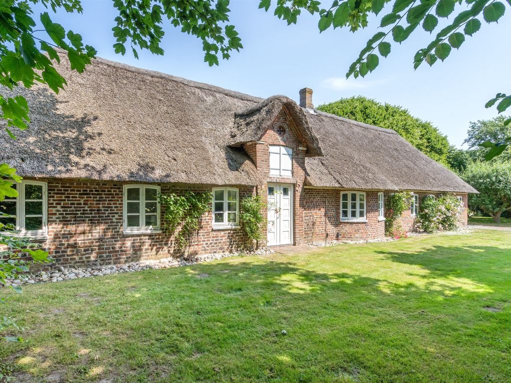 "Arik" - 700m from the sea | Boeken bij Flickmyhouse