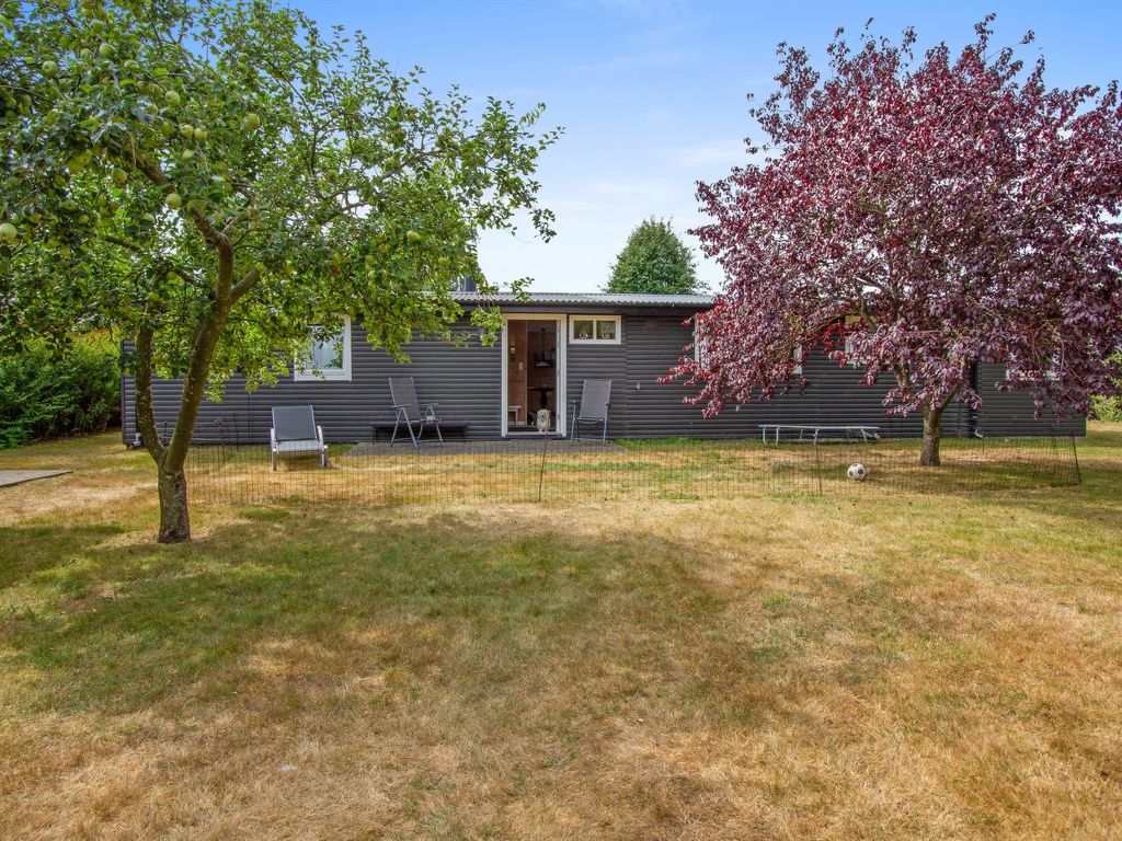 "Svend" - 1.5km from the sea | Boeken bij Flickmyhouse