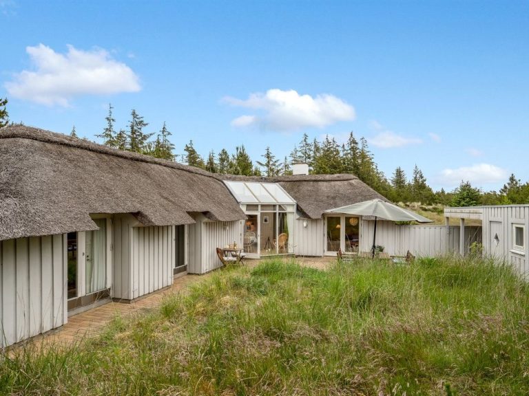 "Gunnie" - 1.1km from the sea | Boeken bij Flickmyhouse