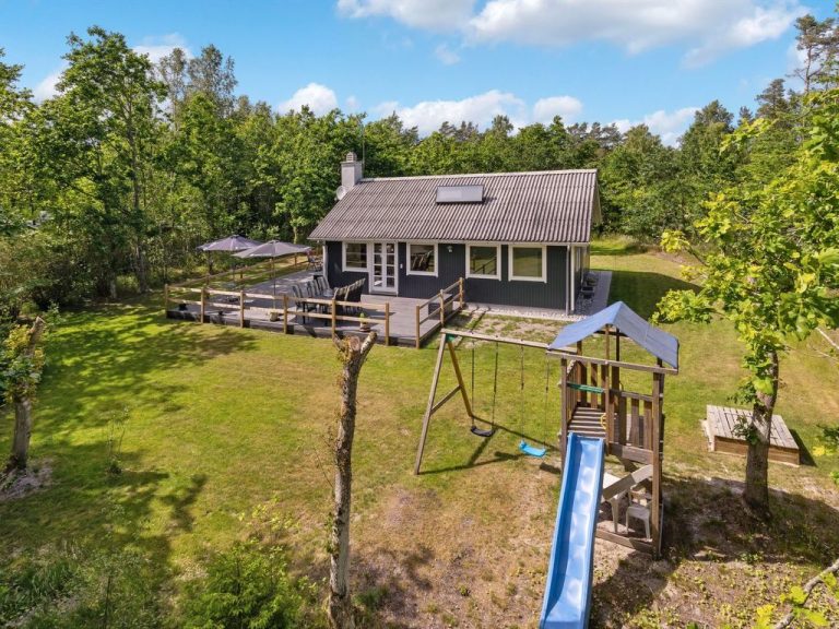 "Tina" - from the sea | Boeken bij Flickmyhouse