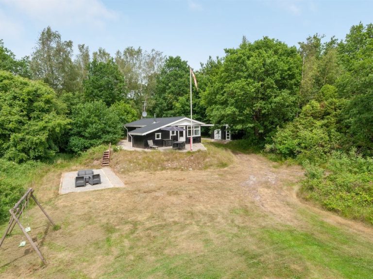 "Hilde" - 1.7km from the sea | Boeken bij Flickmyhouse