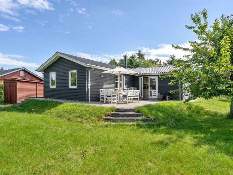 "Nelda" - 300m to the inlet | Boeken bij Flickmyhouse