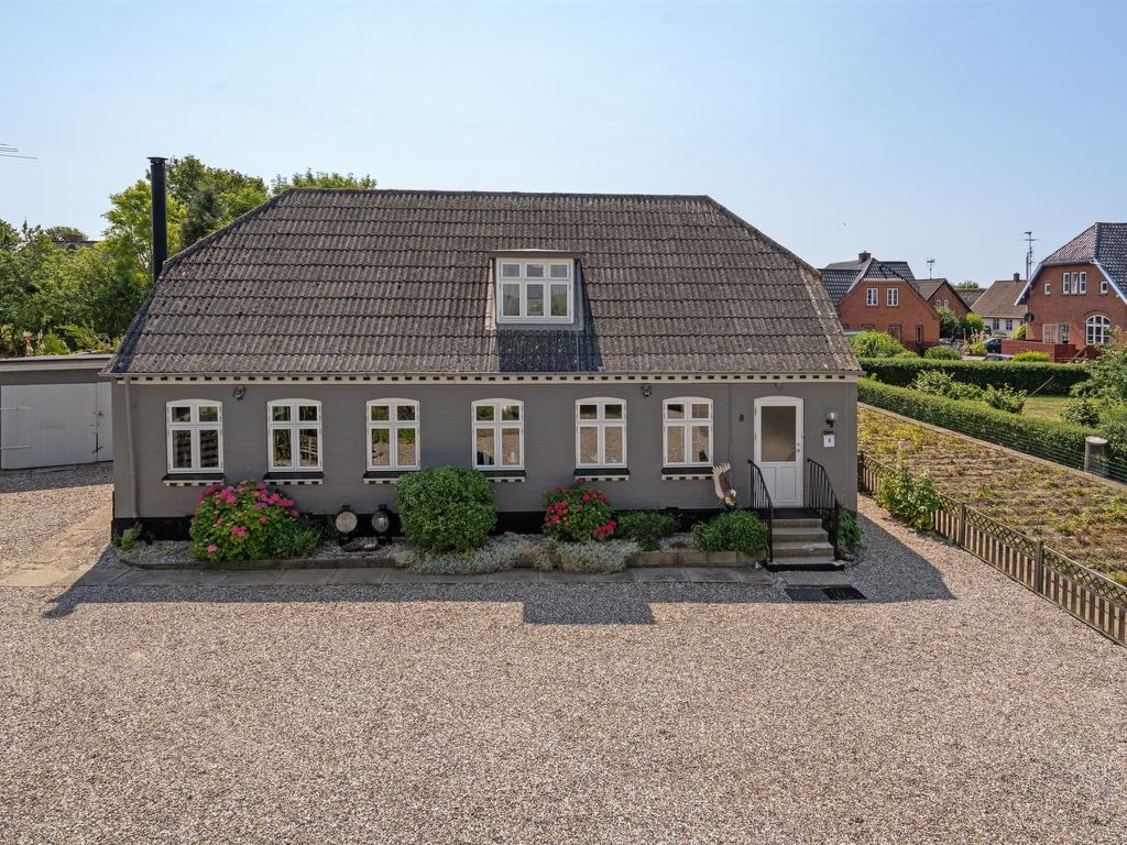 "Evje" - 250m from the sea | Boeken bij Flickmyhouse
