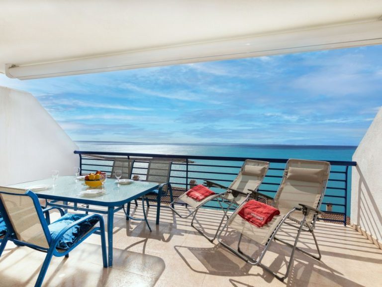 Balcón al Mar | Boeken bij Flickmyhouse