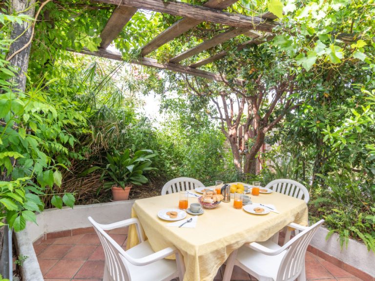 Marta | Boeken bij Flickmyhouse