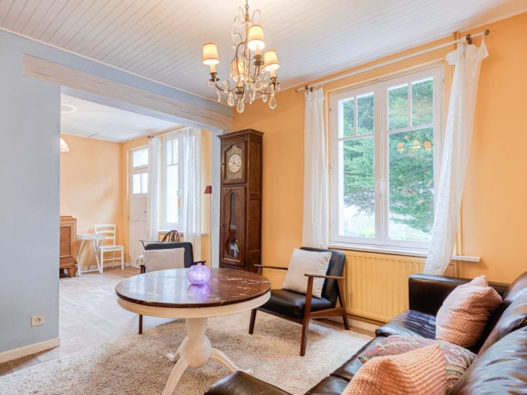 Maison Rose | Boeken bij Flickmyhouse