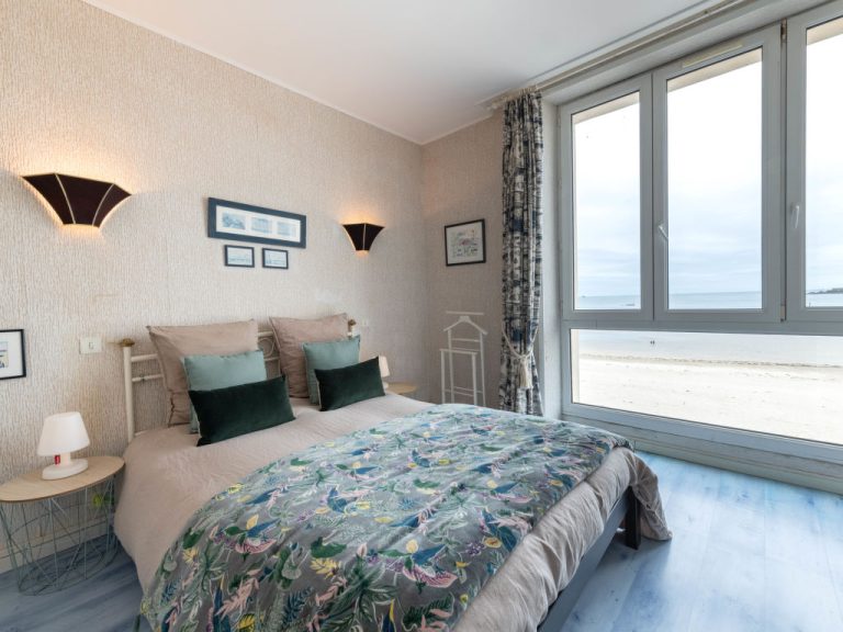 La Plage | Boeken bij Flickmyhouse