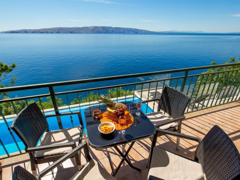 Marina | Boeken bij Flickmyhouse