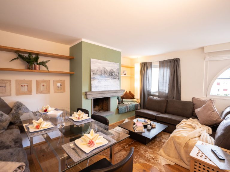 Chesa Polaschin 4 - Silvaplana | Boeken bij Flickmyhouse