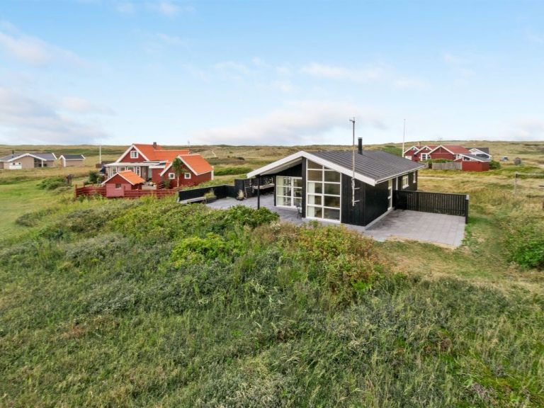 "Arni" - 150m from the sea | Boeken bij Flickmyhouse