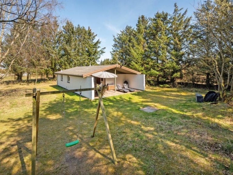 "Agna" - 700m to the inlet | Boeken bij Flickmyhouse