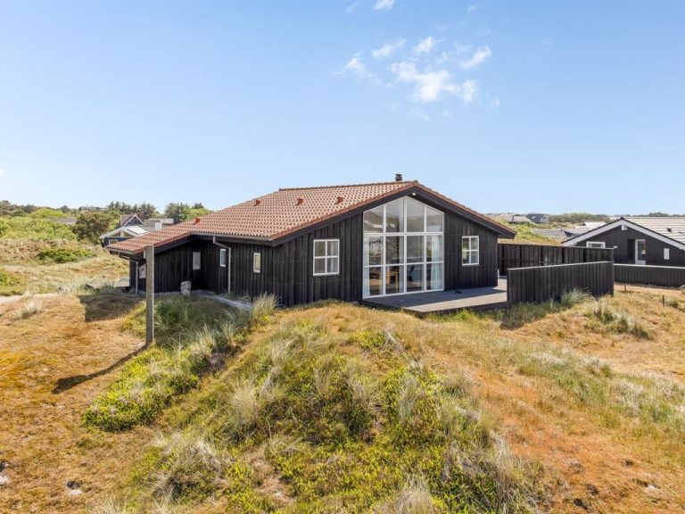 "Benja" - 200m from the sea | Boeken bij Flickmyhouse