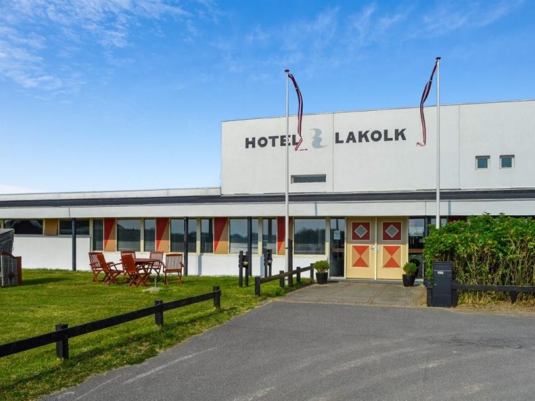 "Illughi" - 500m from the sea | Boeken bij Flickmyhouse