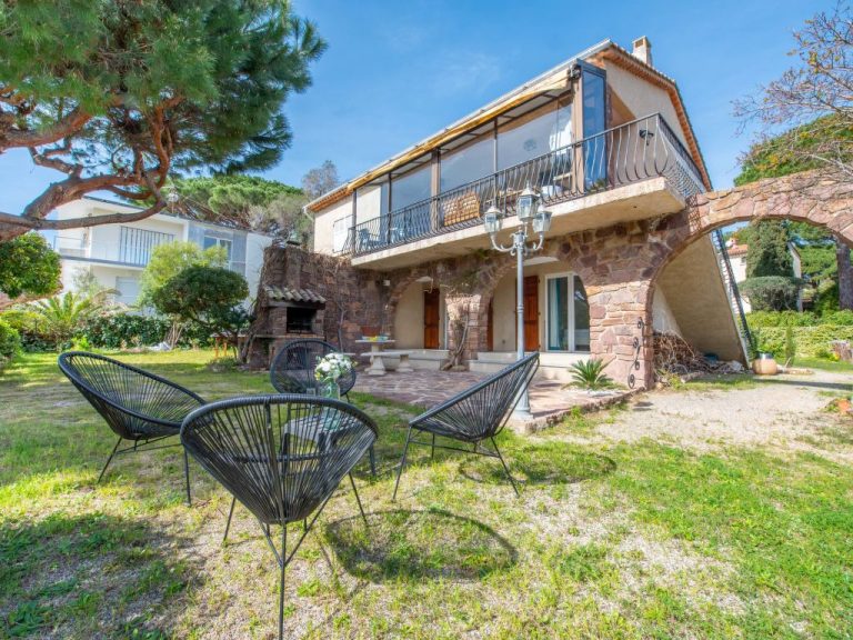 Le Jasmin | Boeken bij Flickmyhouse