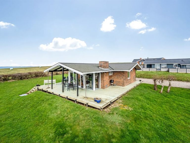 "Kirsa" - 200m to the inlet | Boeken bij Flickmyhouse