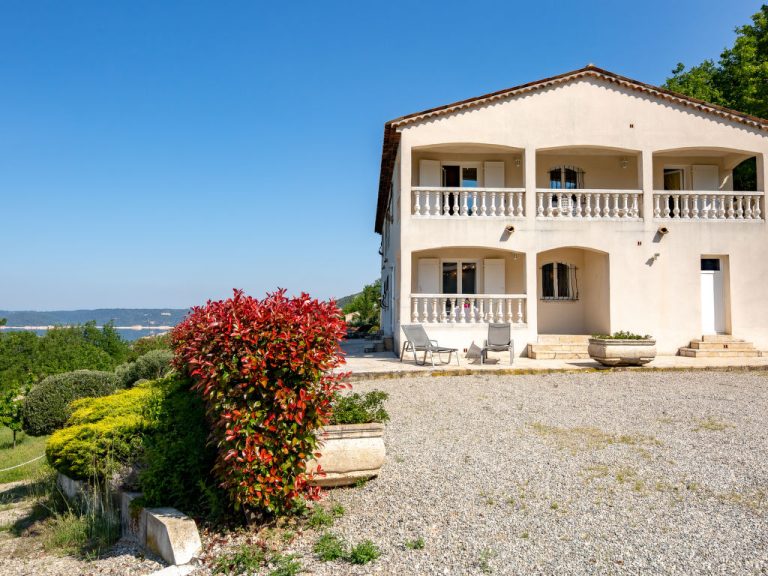 Campagne les Oliviers | Boeken bij Flickmyhouse