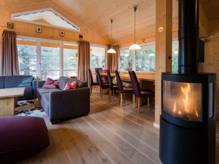 #23 mir IR-Sauna und Sprudelbad Innen | Boeken bij Flickmyhouse