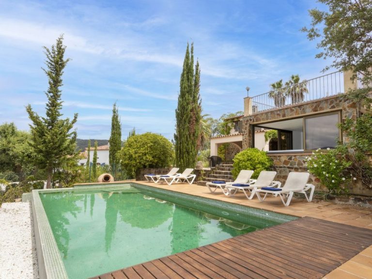 Can Maggi | Boeken bij Flickmyhouse