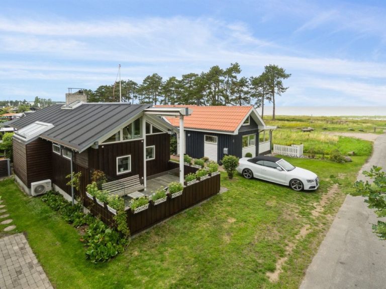 "Ovelil" - 100m from the sea | Boeken bij Flickmyhouse