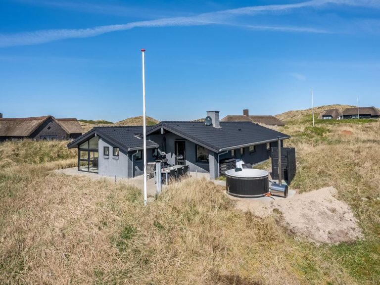 "Walther" - 300m from the sea | Boeken bij Flickmyhouse