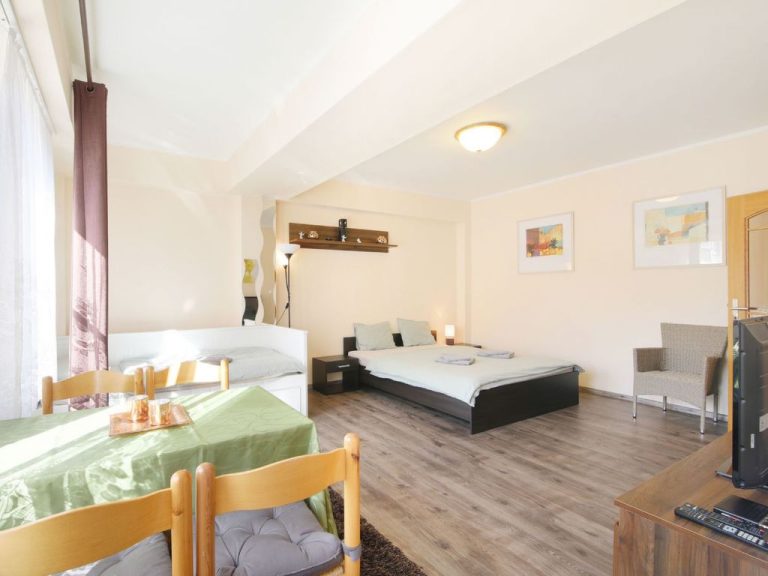 Lanovka | Boeken bij Flickmyhouse