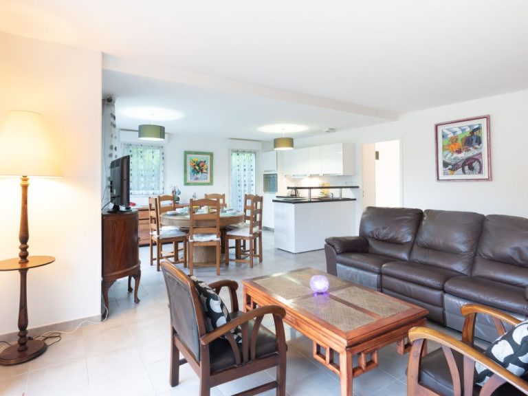 Les Jardins du Levant | Boeken bij Flickmyhouse