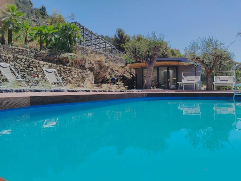 Villa Vasca | Boeken bij Flickmyhouse