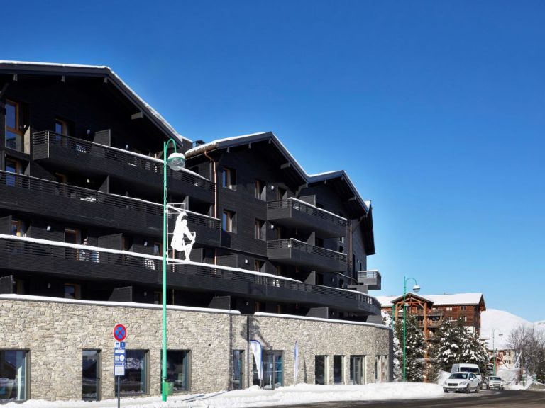 Le Hameau | Boeken bij Flickmyhouse