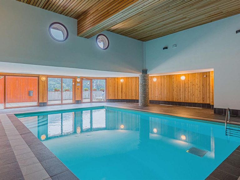 Les Epinettes | Boeken bij Flickmyhouse