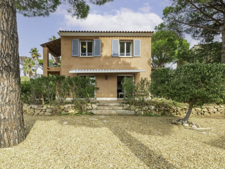 Le Mas d'Esquière 5 | Boeken bij Flickmyhouse