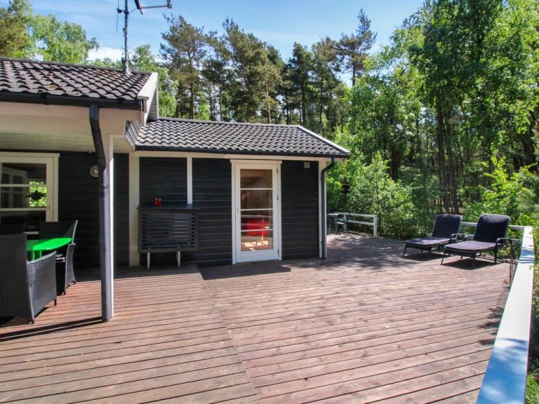 "Signe" - 800m from the sea | Boeken bij Flickmyhouse