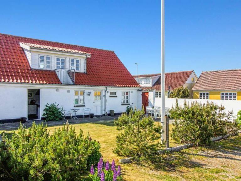 "Evangelina" - 350m from the sea | Boeken bij Flickmyhouse
