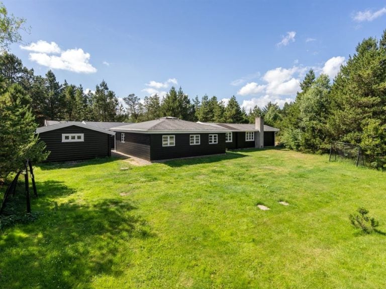 "Henriethe" - 1.1km from the sea | Boeken bij Flickmyhouse