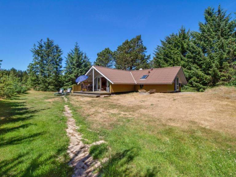 "Maritha" - 950m from the sea | Boeken bij Flickmyhouse