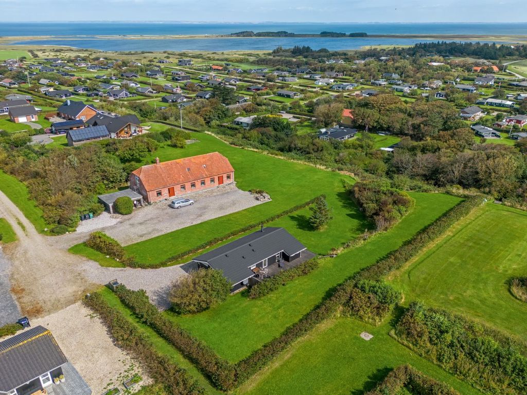 "Tanna" - 330m to the inlet | Boeken bij Flickmyhouse