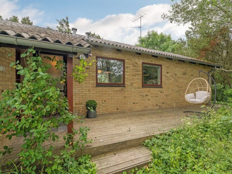 "Flor" - 900m from the sea | Boeken bij Flickmyhouse