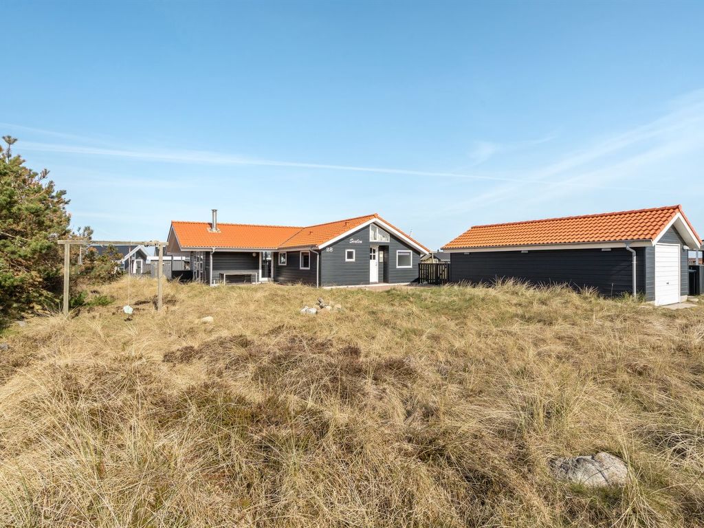 "Øde" - 350m from the sea | Boeken bij Flickmyhouse