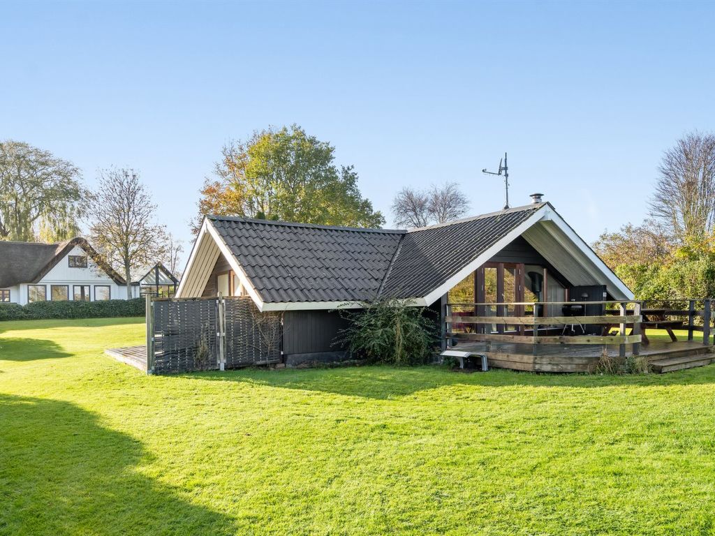 "Christa" - 200m from the sea | Boeken bij Flickmyhouse