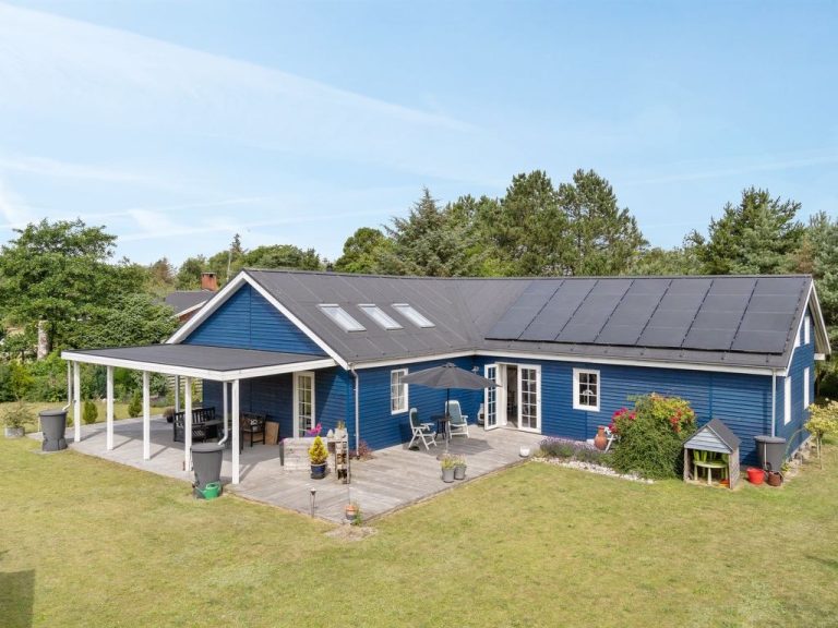 "Thorth" - 1.3km from the sea | Boeken bij Flickmyhouse