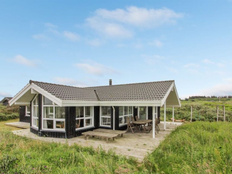 "Fanija" - 200m from the sea | Boeken bij Flickmyhouse