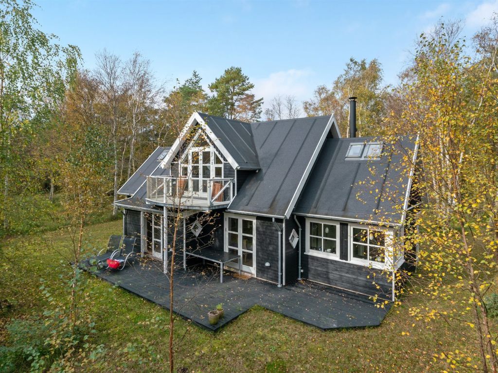 "Henni" - 2.5km from the sea | Boeken bij Flickmyhouse