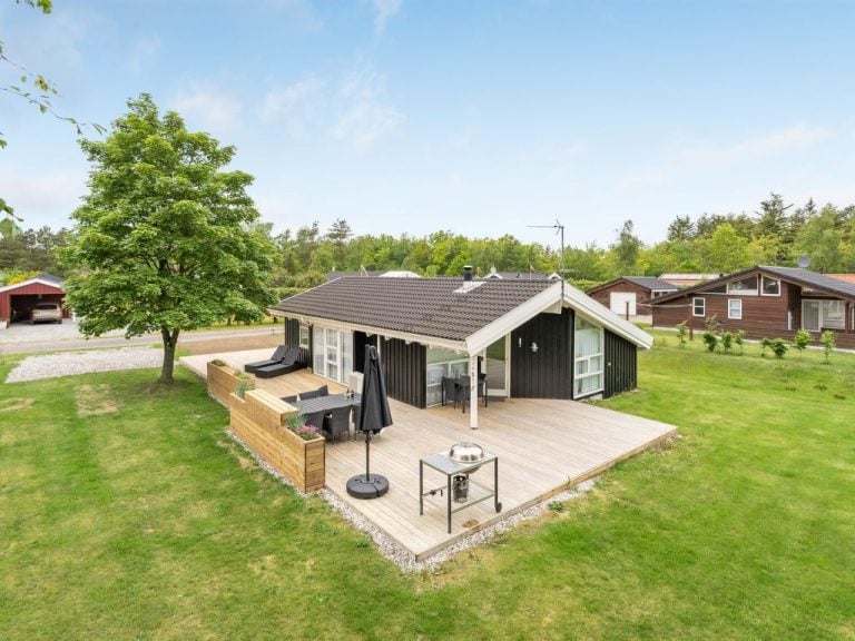 "Clari" - 500m from the sea | Boeken bij Flickmyhouse