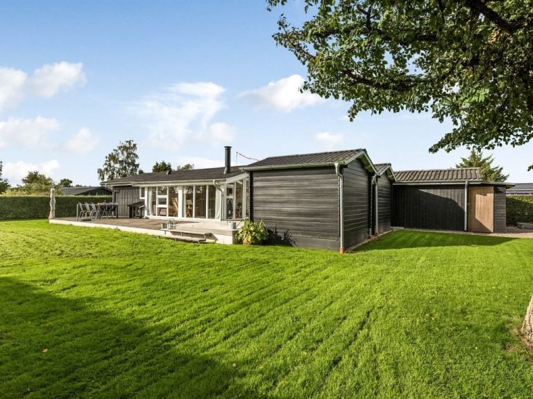 "Florina" - 700m from the sea | Boeken bij Flickmyhouse