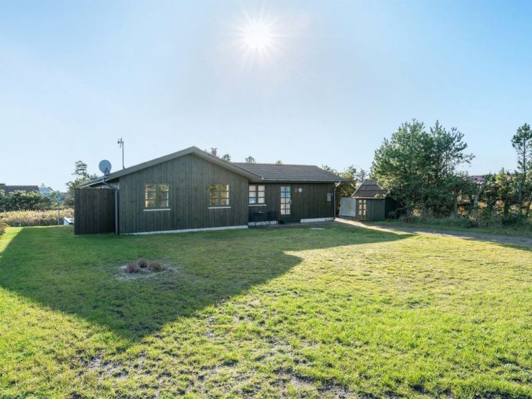 "Annabell" - 150m from the sea | Boeken bij Flickmyhouse