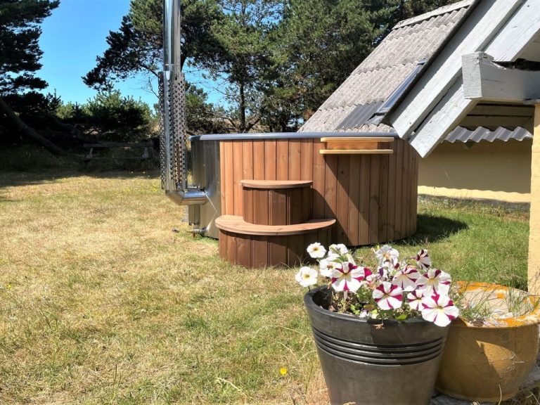 "Ødke" - 3.5km from the sea | Boeken bij Flickmyhouse