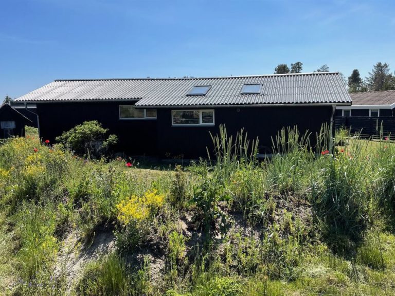 "Selle" - 100m from the sea | Boeken bij Flickmyhouse