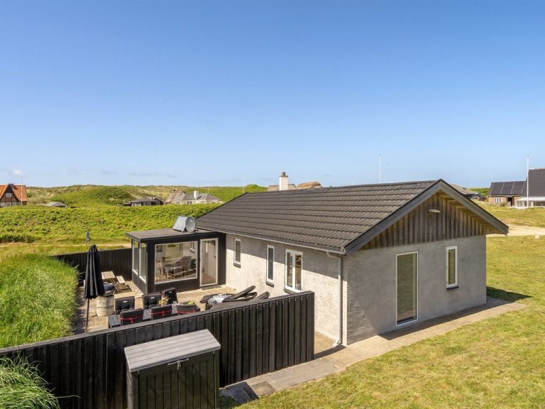 "Ludwik" - 150m from the sea | Boeken bij Flickmyhouse